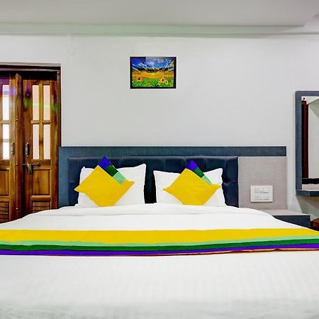 Itsy By Treebo - Hill View Hotel Madikeri Buitenkant foto
