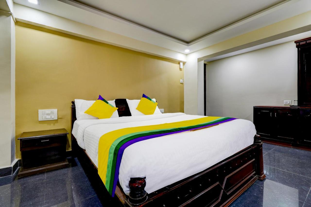 Itsy By Treebo - Hill View Hotel Madikeri Buitenkant foto